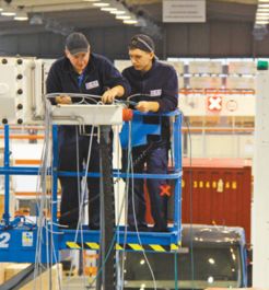 中國安檢設(shè)備生產(chǎn)商進(jìn)軍波蘭市場(chǎng)，辦公家具助力產(chǎn)品遠(yuǎn)銷歐洲30余國